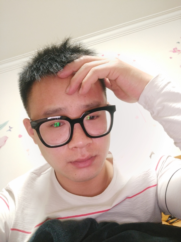 华灯初上的夜晚的第一张照片--龙岩交友网