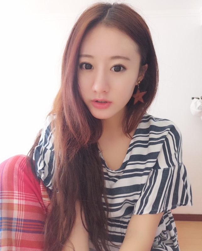 没有故事的女同学的第二张照片--龙岩交友网
