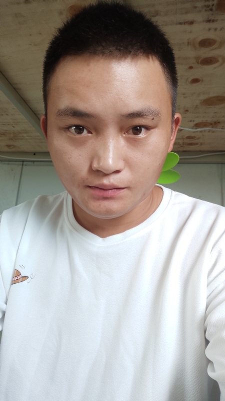水里面的云呀的第一张照片--龙岩交友网