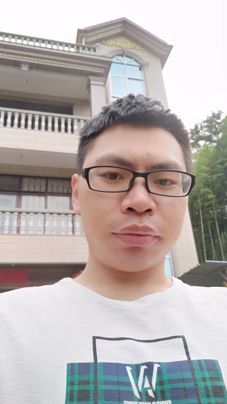 找一个人的第一张照片--龙岩交友网