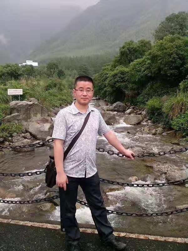 淡定牛魔王的第三张照片--龙岩交友网