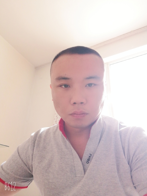 那夜的风的第一张照片--龙岩交友网