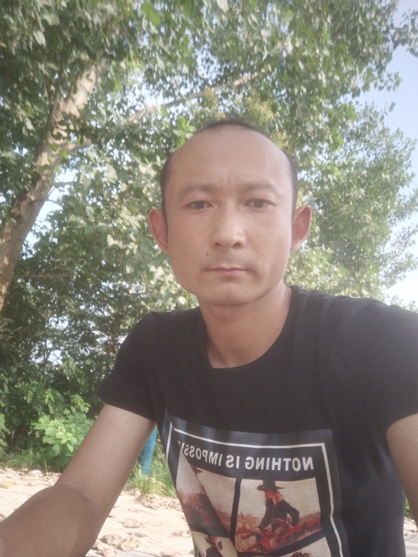 80大叔的第二张照片--龙岩交友网