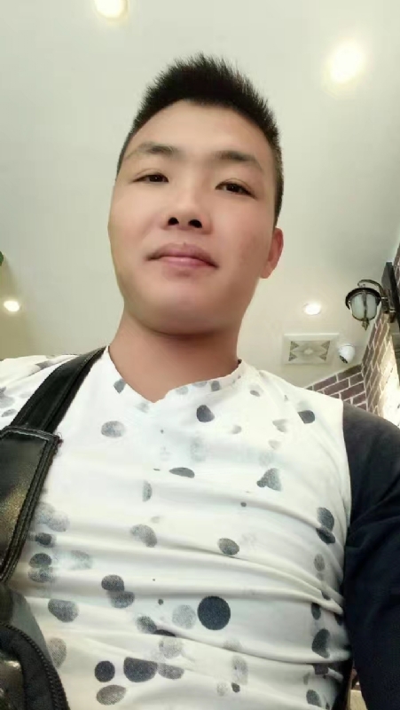 吃生蚝的小乖乖的第一张照片--龙岩交友网