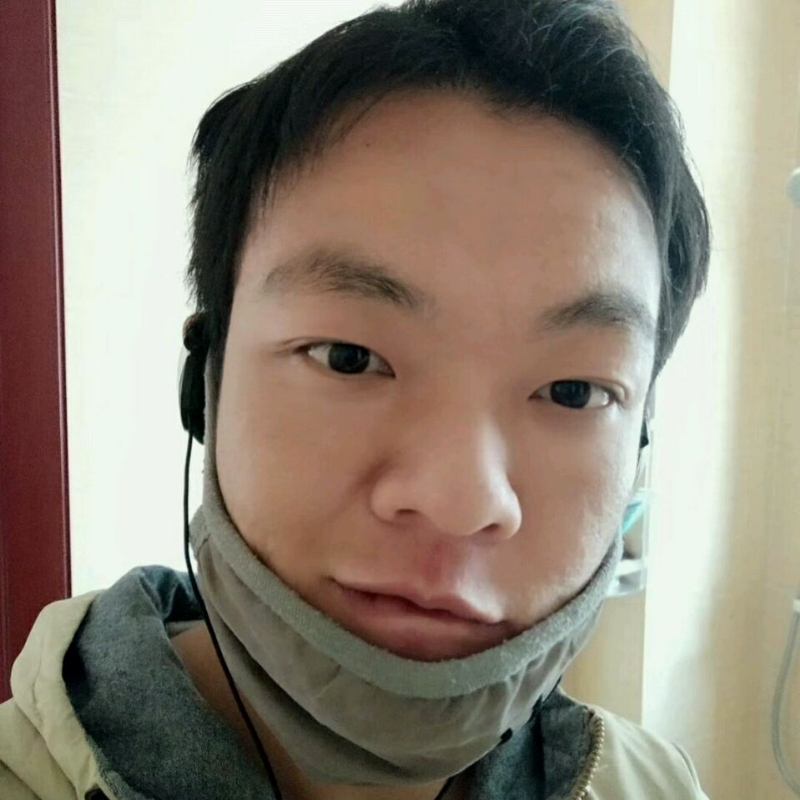 泡沫哭泣的第一张照片--龙岩交友网