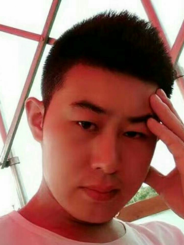 淡漠的第二张照片--龙岩交友网
