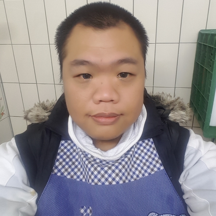 黑熊的第一张照片--龙岩交友网