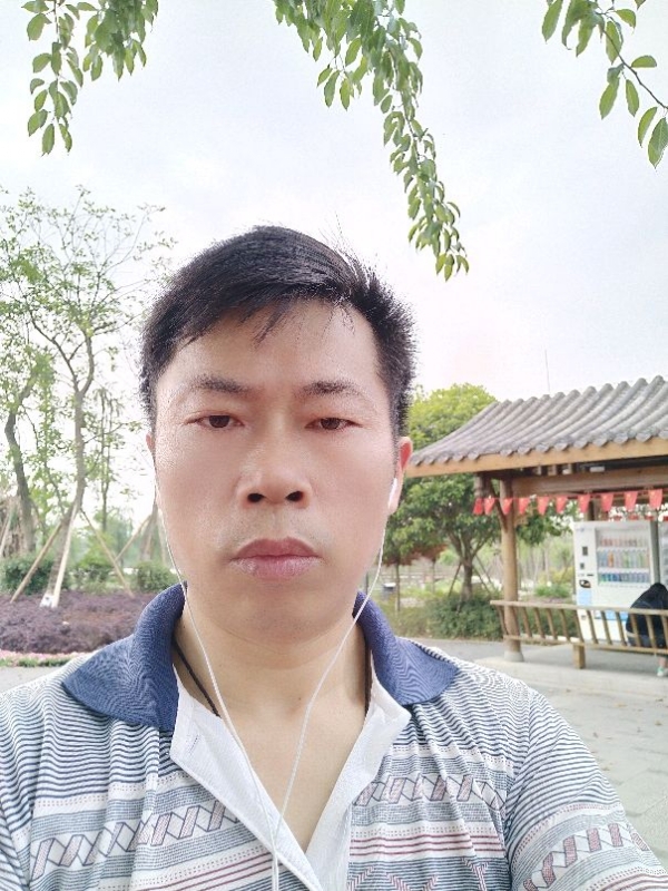 一个人的孤单的第一张照片--龙岩交友网