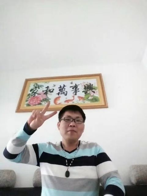 快乐就好的第一张照片--龙岩交友网