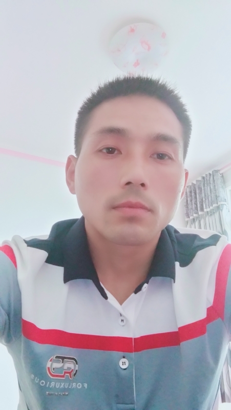 染红尘世的第二张照片--龙岩交友网