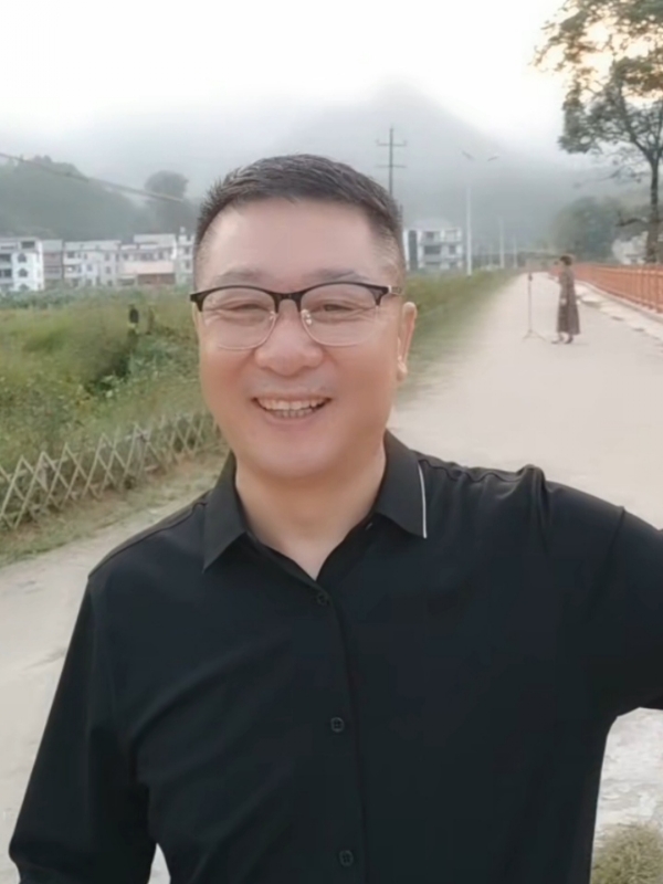 在這裡等你的第二张照片--龙岩交友网