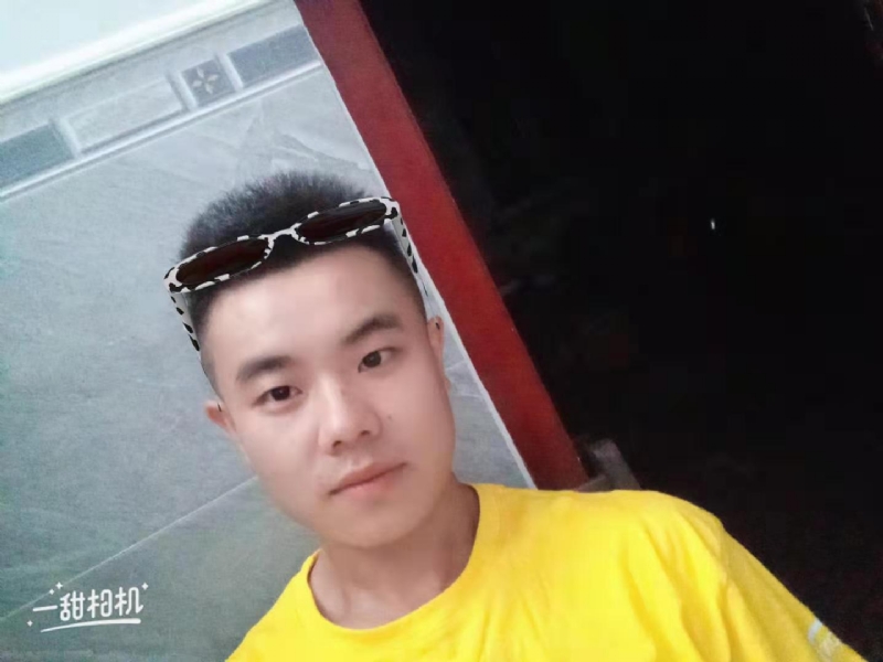 建国90周年的学渣的第一张照片--龙岩交友网