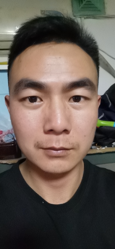 朴实无华的第三张照片--龙岩交友网