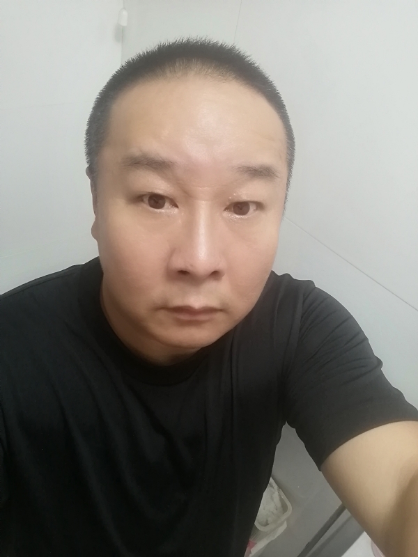 一束光的第一张照片--龙岩交友网