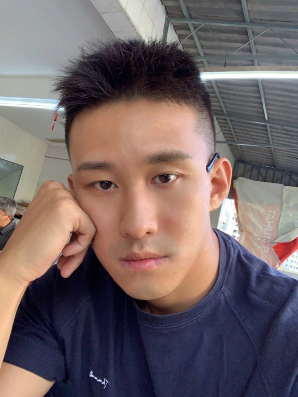 相见恨晚的第二张照片--龙岩交友网