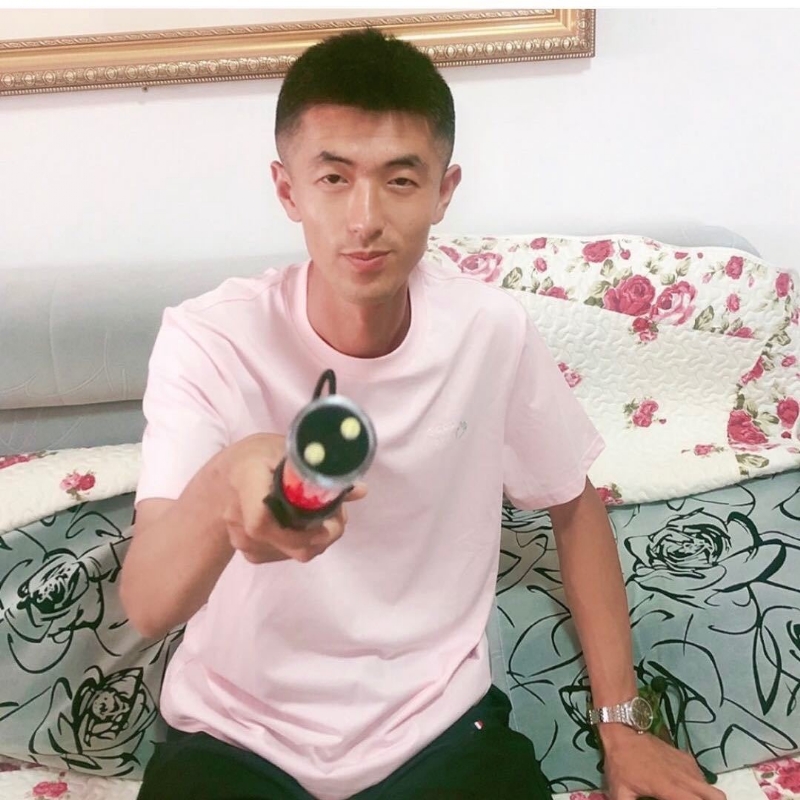 转身留下孤独的她的第一张照片--龙岩交友网