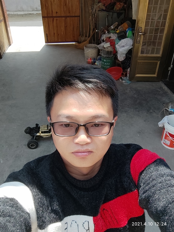 社交恐惧的第一张照片--龙岩交友网