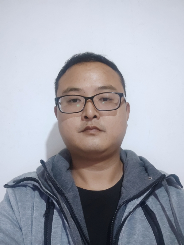 爱在一瞬间的第一张照片--龙岩交友网