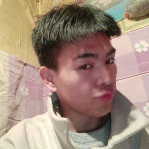 90后美少男的第二张照片--龙岩交友网