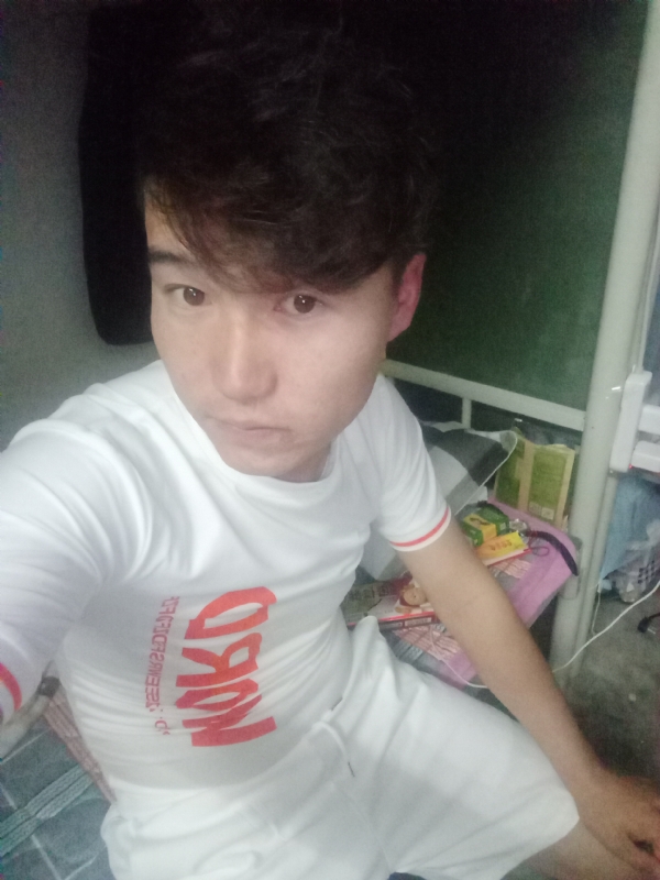 再回首的第一张照片--龙岩交友网
