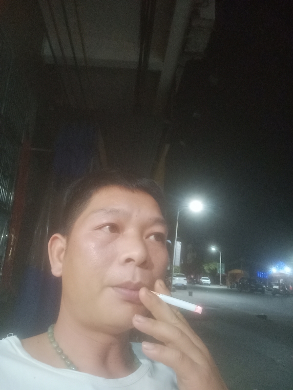 善解人意的第一张照片--龙岩交友网