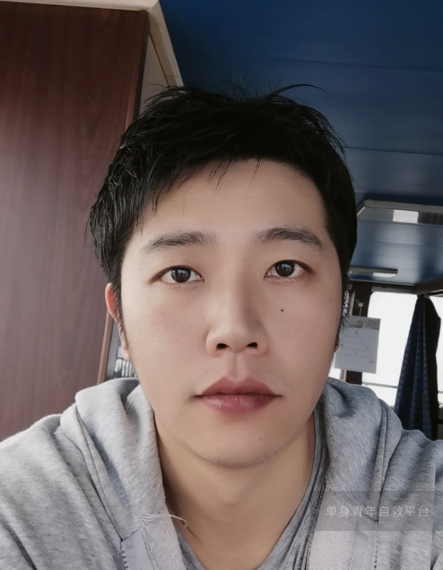 不太帅的男人的第二张照片--龙岩交友网
