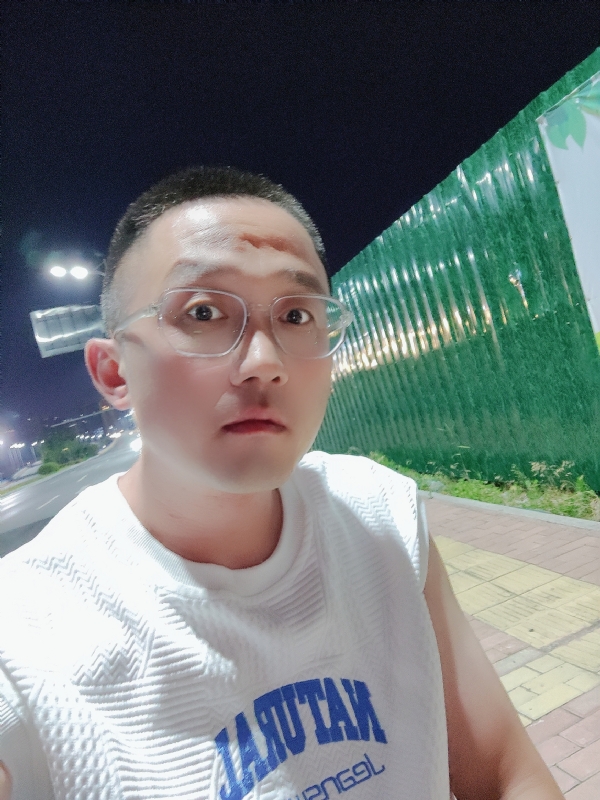 清风烈酒的第一张照片--龙岩交友网