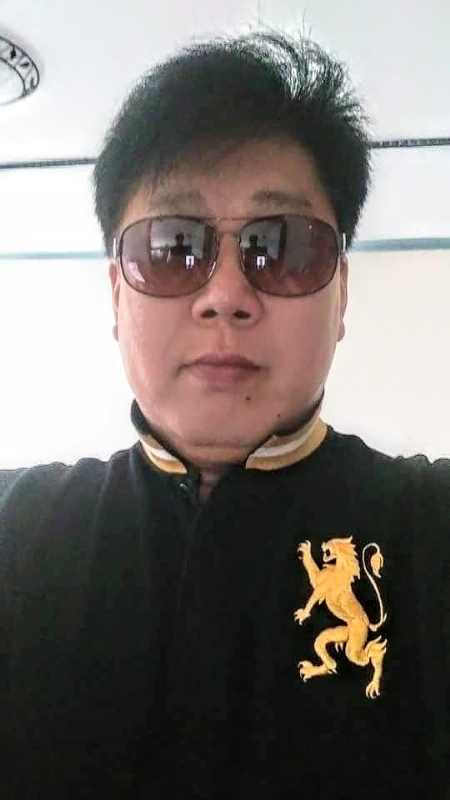 含笑半步癲的第一张照片--龙岩交友网