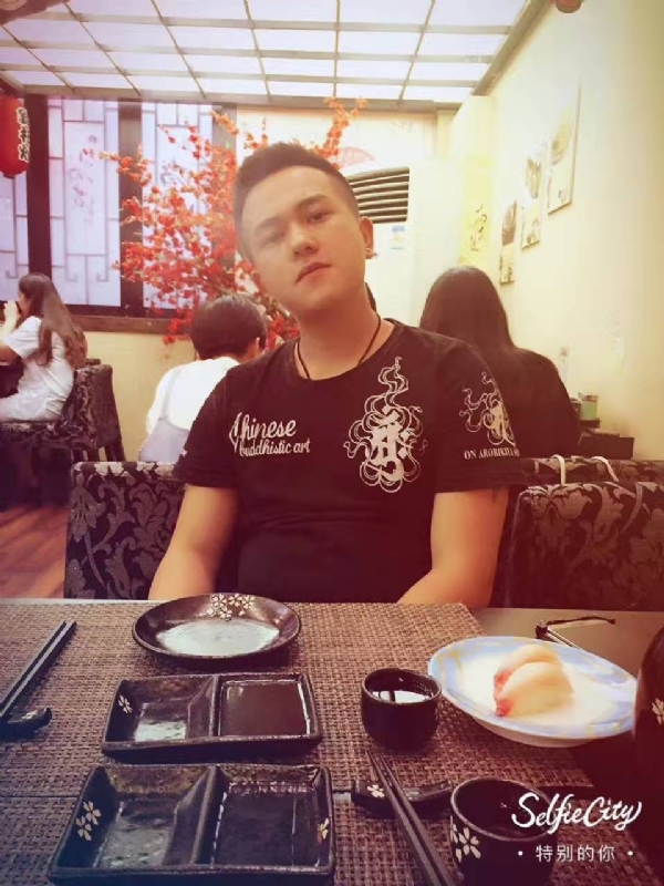 夏天的第四张照片--龙岩交友网