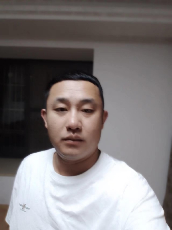 魔尊的第二张照片--龙岩交友网
