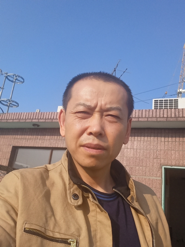 红尘逐浪的第一张照片--龙岩交友网