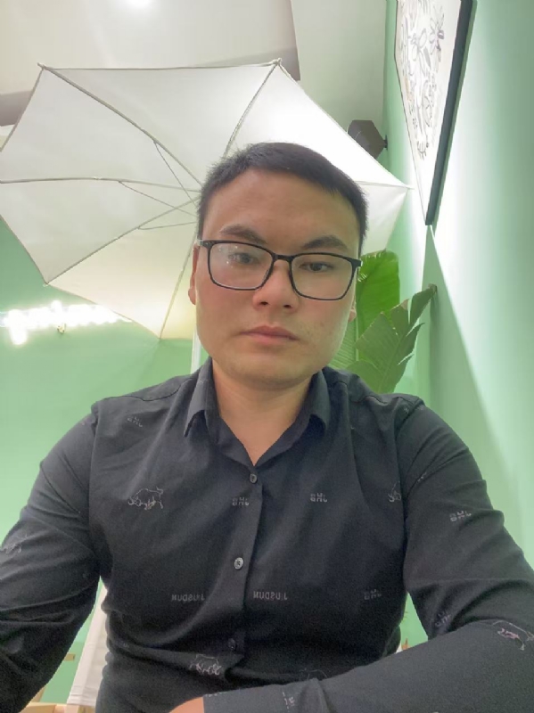 像风一样自由的第一张照片--龙岩交友网