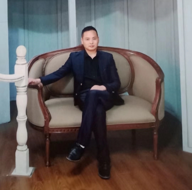 龙行天下的第二张照片--龙岩交友网
