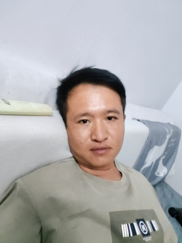陌生人的第三张照片--龙岩交友网